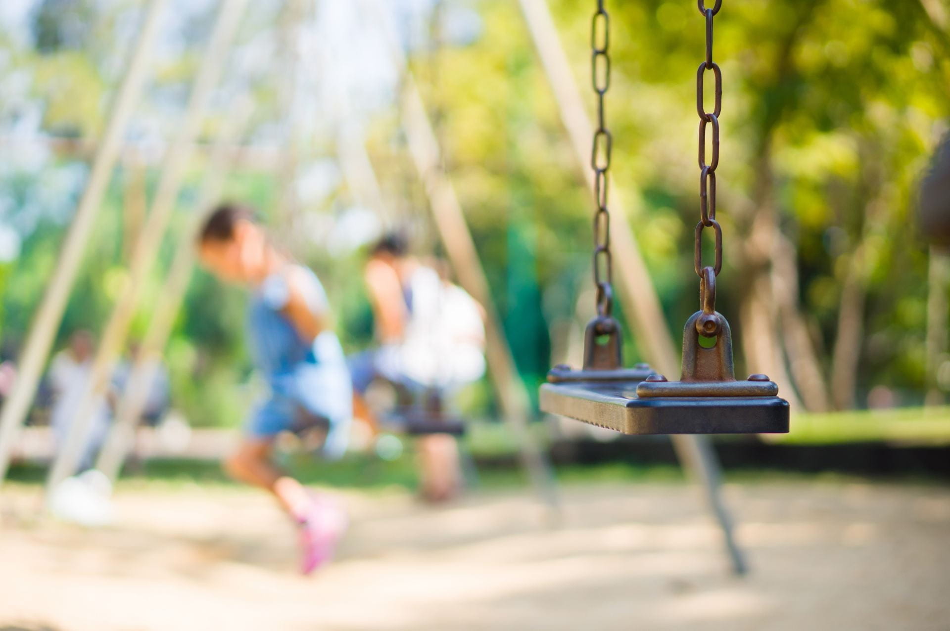 Parents in highly disadvantaged neighborhoods more likely to restrict children’s play